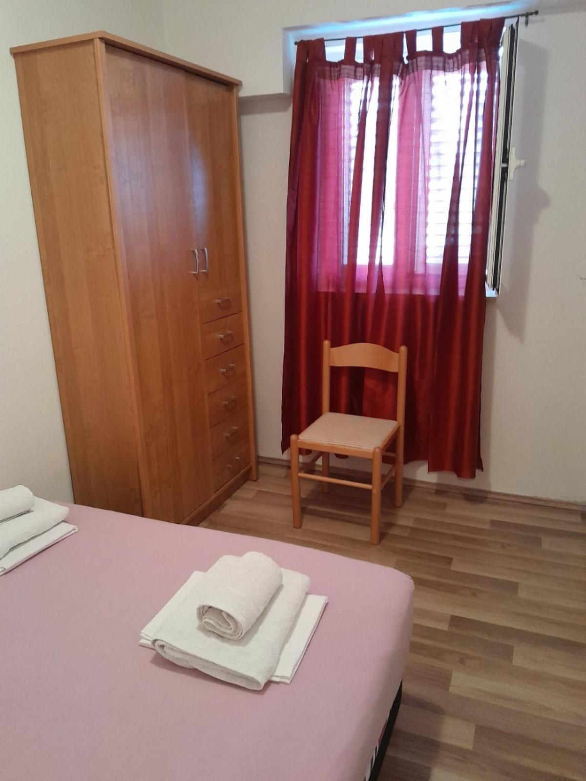Apartman Miro 챠브타트 외부 사진