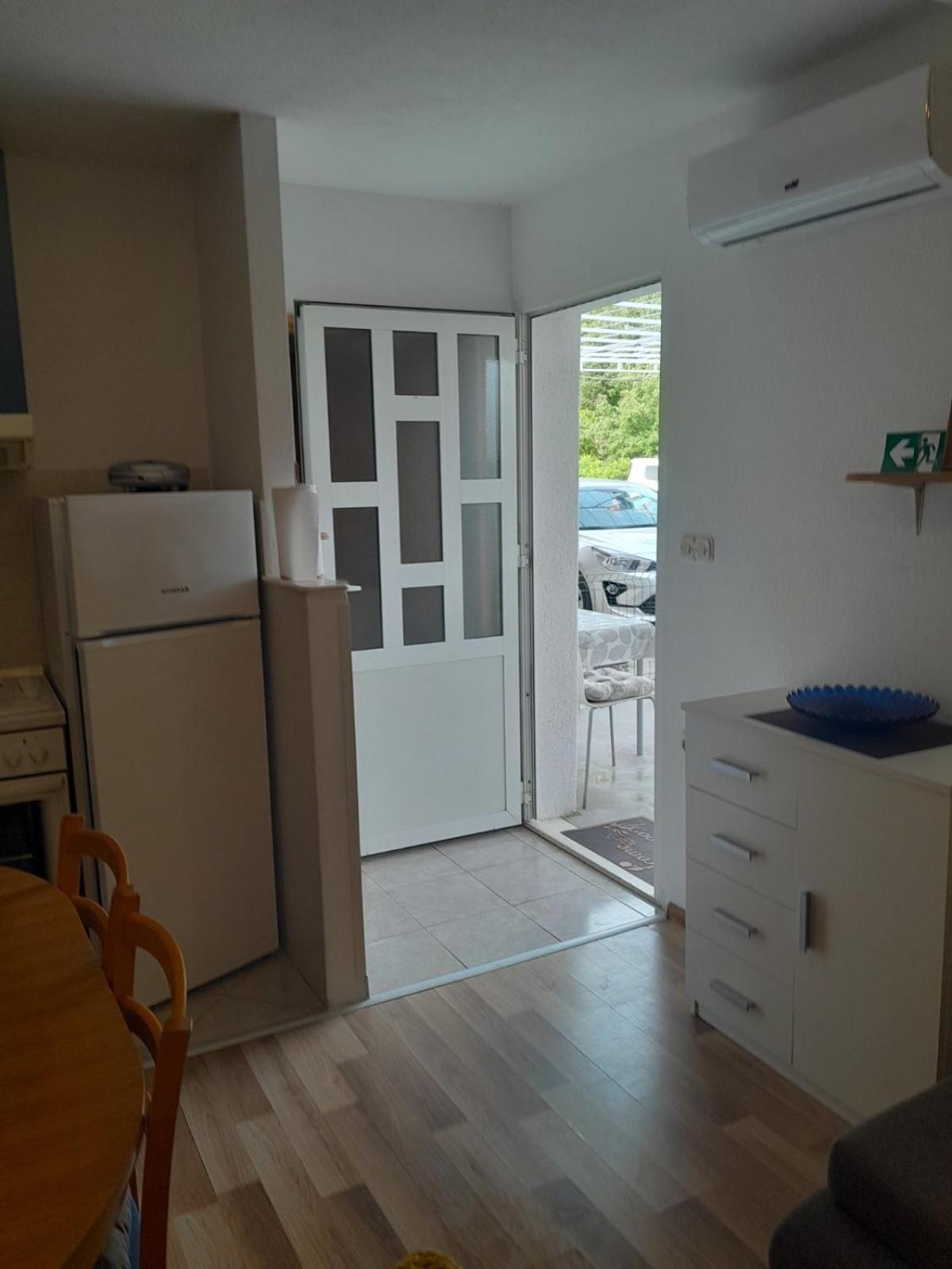 Apartman Miro 챠브타트 외부 사진