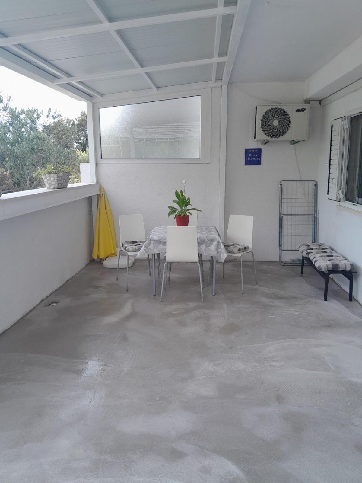 Apartman Miro 챠브타트 외부 사진